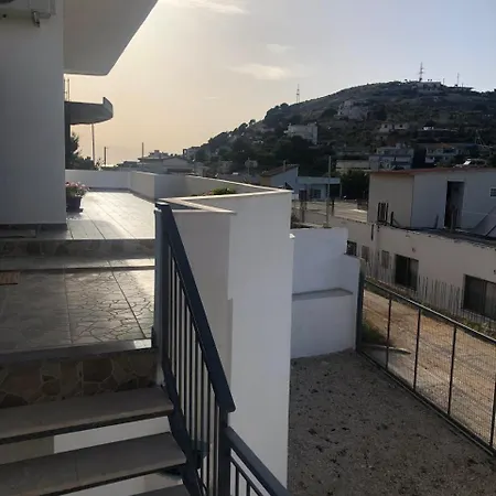 Apartment Xhulio's Sarande