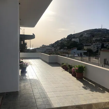 Xhulio's Apartment