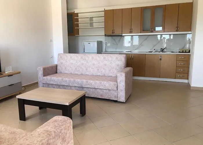 Xhulio's Apartamento